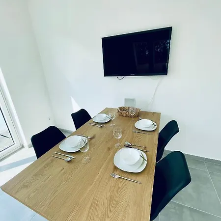 Apartment Lena Balatonalmadi