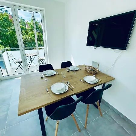 Lena Apartment *